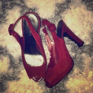 Red Nine West Pumps
